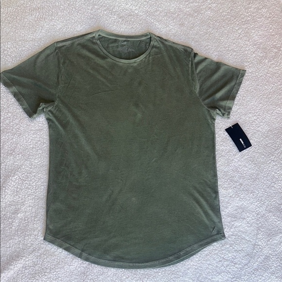 Fashion Nova Green Short Sleeve Crew Neck Tee - Picture 1 of 7